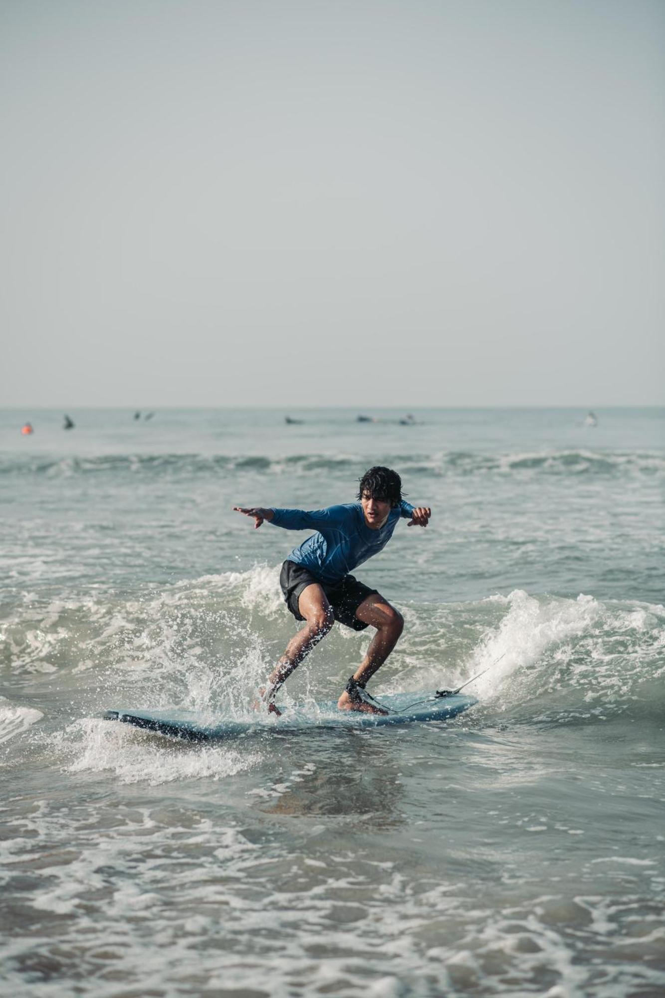 Paddlecult Surf Retreat Bed and Breakfast Varkala Esterno foto