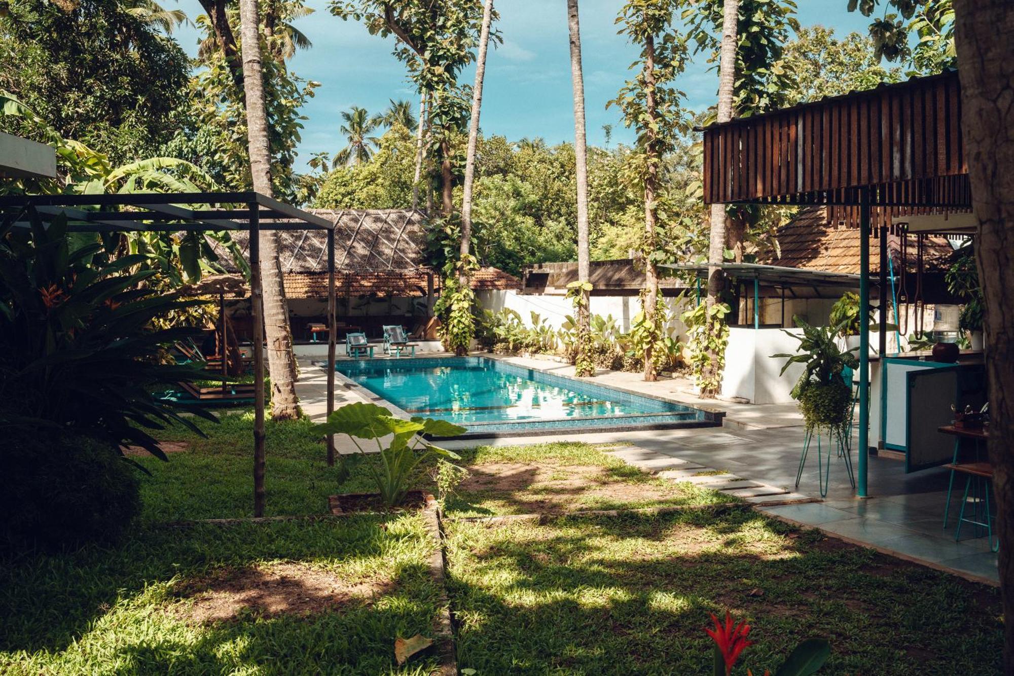 Paddlecult Surf Retreat Bed and Breakfast Varkala Esterno foto