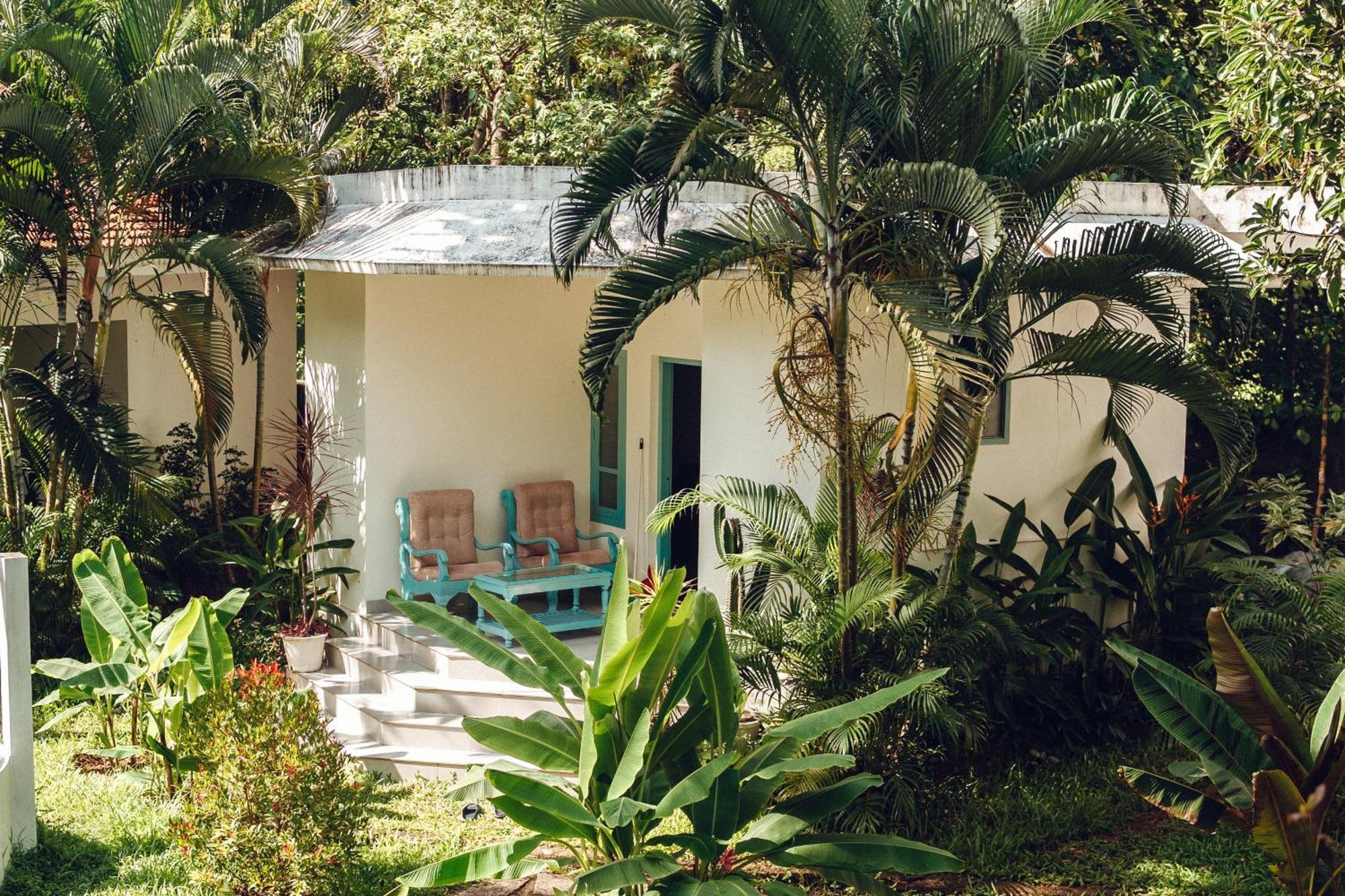 Paddlecult Surf Retreat Bed and Breakfast Varkala Esterno foto