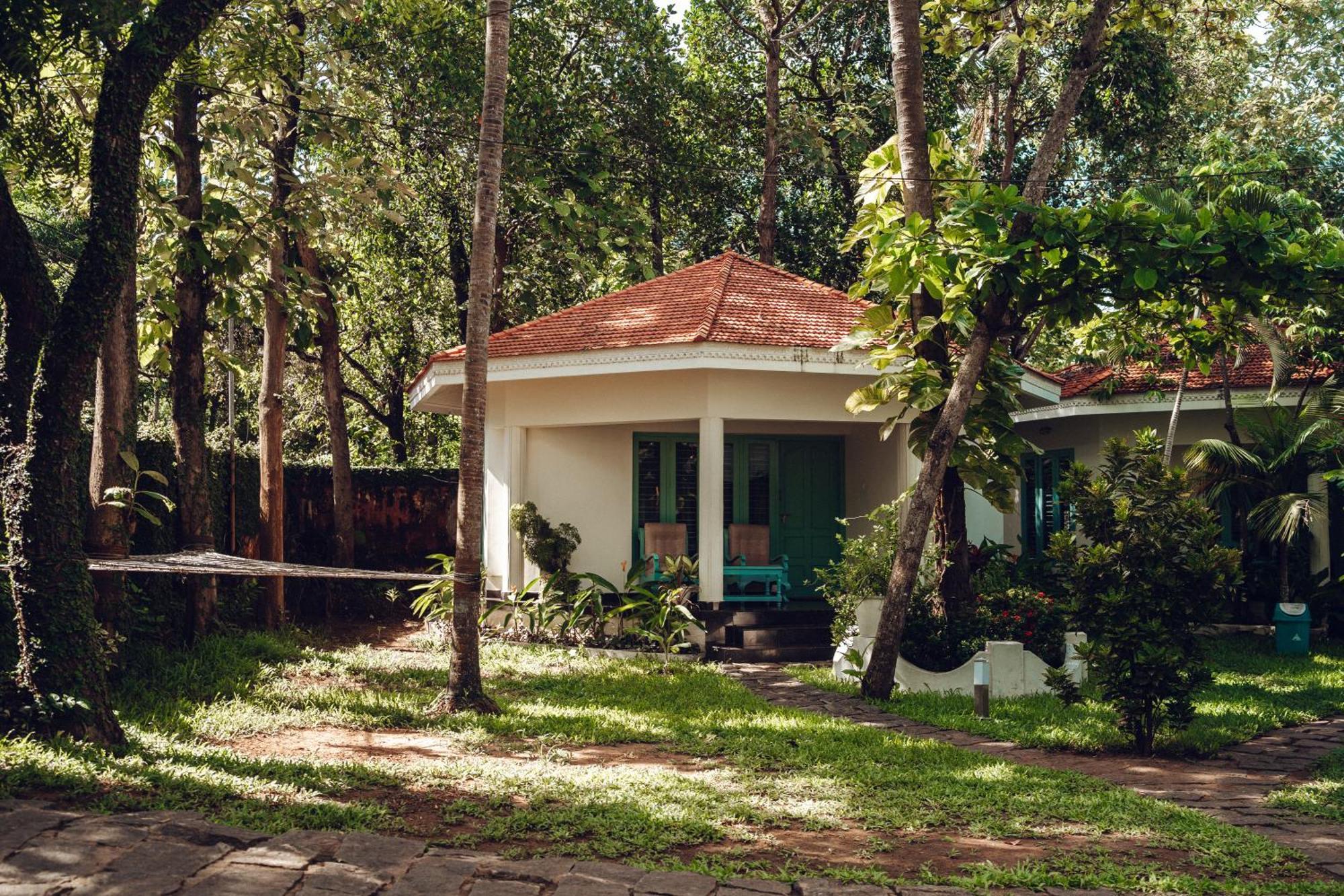 Paddlecult Surf Retreat Bed and Breakfast Varkala Esterno foto