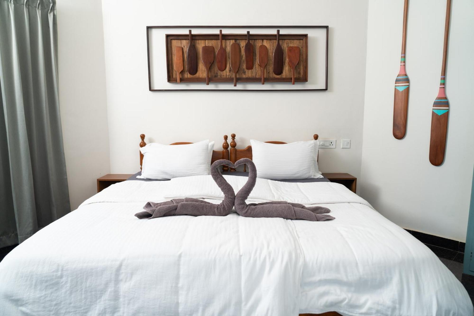 Paddlecult Surf Retreat Bed and Breakfast Varkala Esterno foto